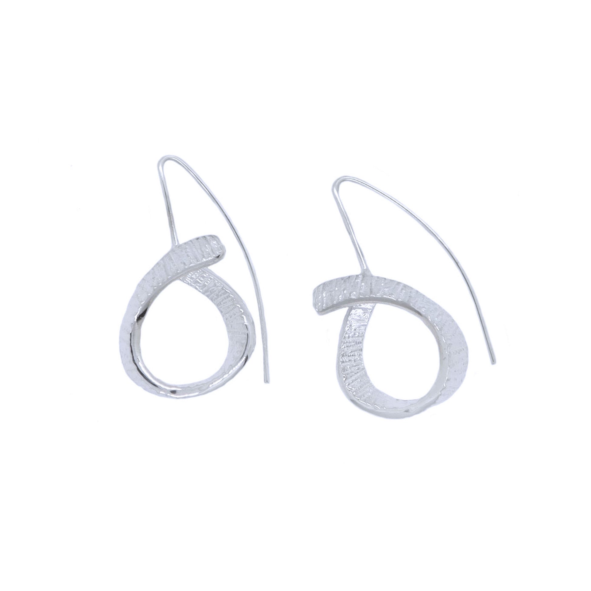 Senia Pendientes gancho mediano